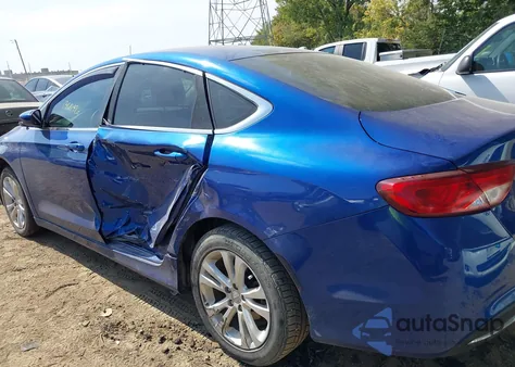 2015 Chrysler 200 Limited из США, поврежденный, VIN 1C3CCCAB3FN739112